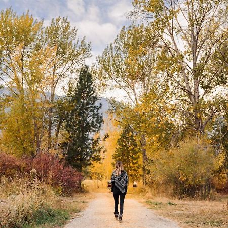 Similkameen Wild Resort & Winery Retreat Osoyoos Bagian luar foto