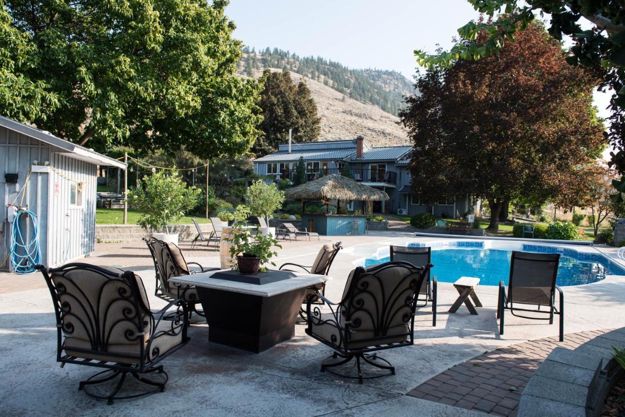 Similkameen Wild Resort & Winery Retreat Osoyoos Bagian luar foto