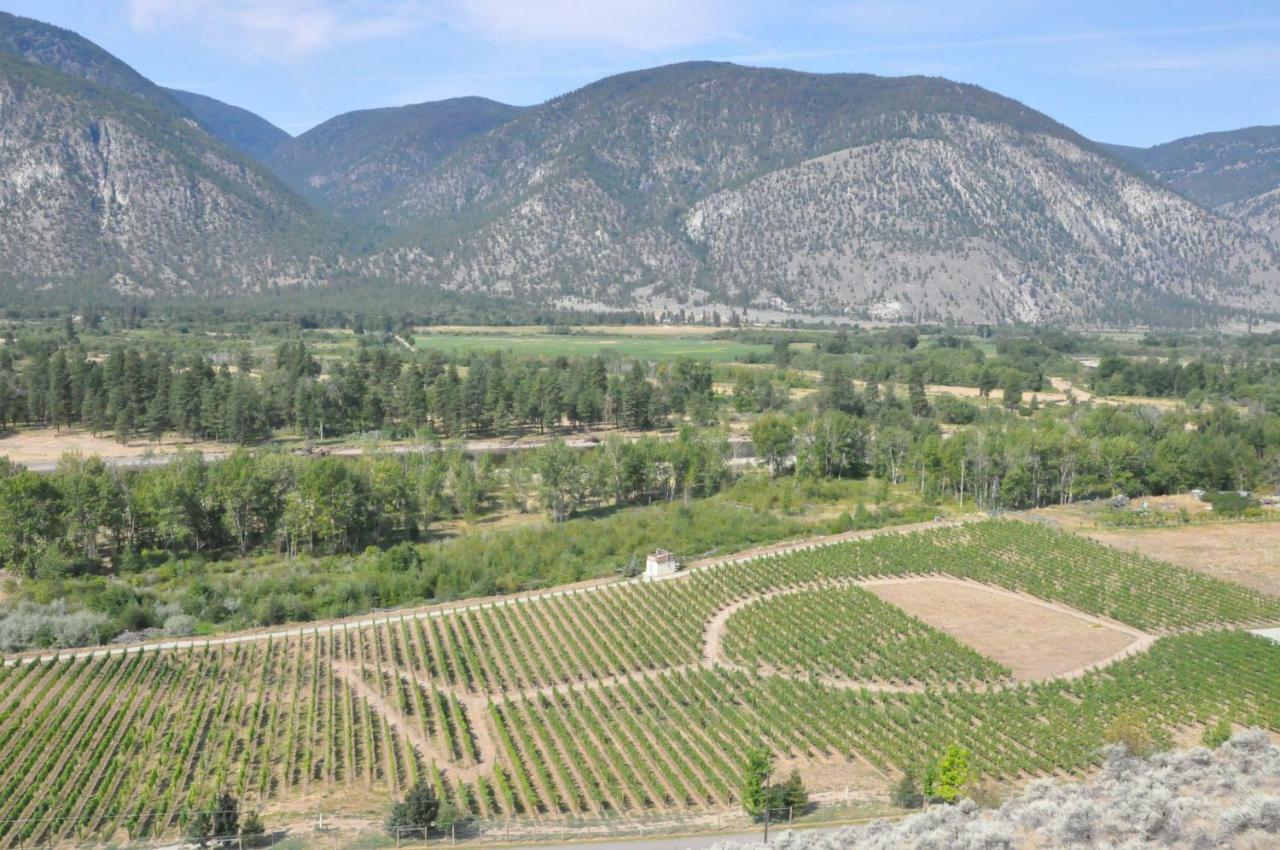 Similkameen Wild Resort & Winery Retreat Osoyoos Bagian luar foto